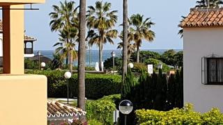 APARTAMENTO beachfront LA JACARANDA - Marbella - 4