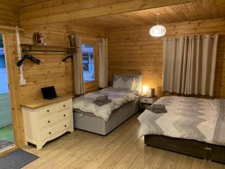 Southernwood - Garden Lodge 8 - Didcot - 9