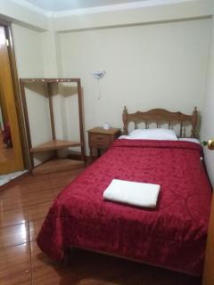 Lhotse Hostel B&B - 5