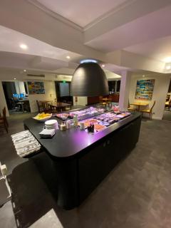 Hôtel restaurant Kyriad Fréjus - Fréjus - 3