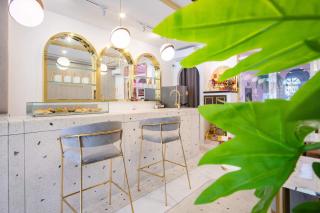 Isara Boutique Hotel and Cafe - Phuket - 8