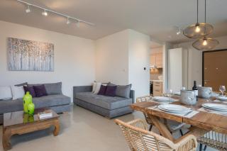 Trianon Luxury Apartments & Suites - 2