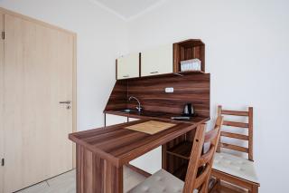 Kocsis Apartman és Camping - Mosonmagyaróvár - 9