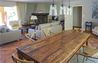 Beautiful Home In Pierrerue - Pierrerue - 8