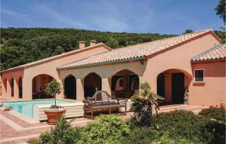 Beautiful Home In Pierrerue - Pierrerue - 0