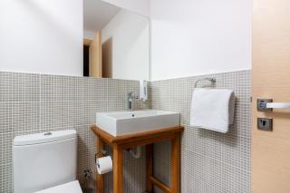Rigas City Apartment - Green - 4