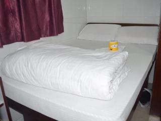 Pay-Less Guesthouse (7/F A9) - Hong Kong - 1