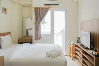 Cozy Studio Green Pramuka Apartment next to Mall By Travelio - Jakarta - 7