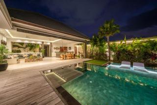 Villa Tira - Elegant 3BR in Central Seminyak - Seminyak - 0