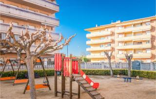 Awesome Apartment In Blanes - 5