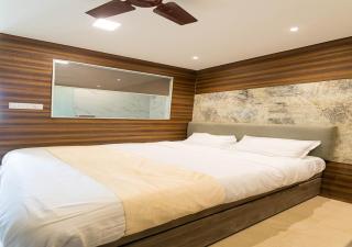 Hotel New Sky Palace Residency- Near International Airport Andheri East - Mumbai - 5