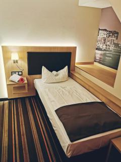 Hotel Fortune - Cologne - 7