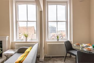 Newly Converted Apartment Rowntree House Shambles - York - 3