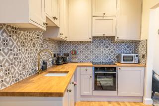 Newly Converted Apartment Rowntree House Shambles - York - 8