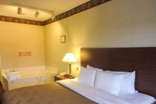 Quality Inn - Sawyer - 5