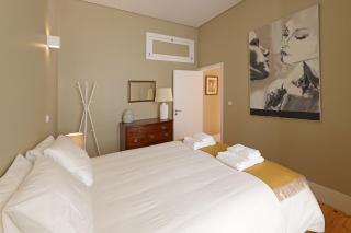 Oporto MyWish City Central Apartment with Private Garden - Porto - 5
