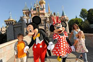 Holiday Inn Hotel & Suites Anaheim by IHG - Anaheim - 7
