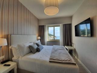 Hotel Plaza - Porto Azzurro - 8