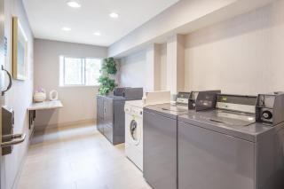 Holiday Inn Express San Diego Airport-Old Town by IHG - San Diego - 2