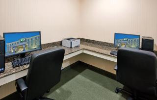 Holiday Inn Express Topeka North by IHG - 7