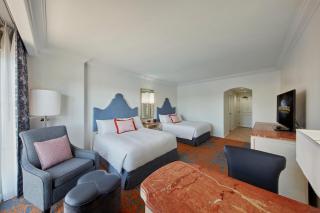 Universal's Loews Portofino Bay Hotel - 5