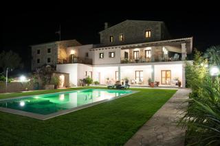Luxurious 6-bedroom villa just 10 minutes from the beach - Manacor - 0