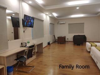 Serene Valley Hotel - Rangum - 8
