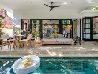 Villa Lora by Villa Finder - Ubud - 4