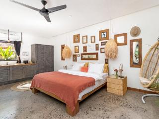 Villa Lora by Villa Finder - Ubud - 9