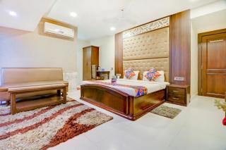 FabHotel Anandam - 9