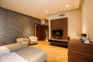 Hotel Tbilisi Tower - Tiflis - 1