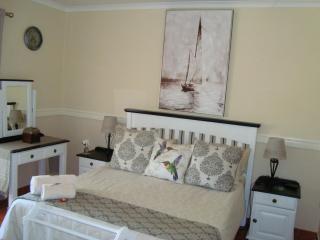 Roses and Pebbles B & B Guest House - Klerksdorp - 4
