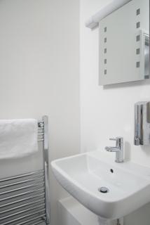TLK Apartments and Hotel - Orpington - 6