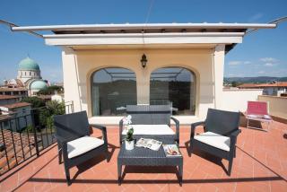 Apartments Florence Santa Croce Terrace Deluxe - Florence - 9