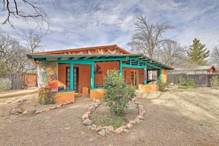 Casa Paloma Studio Artsy and Airy with Hot Tub Access - Patagonia - 9