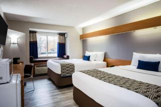 Microtel Inn & Suites by Wyndham Southern Pines Pinehurst - 1
