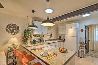 Vibrant Casa Paloma with Patio - Near Vineyards! - Patagonia - 5