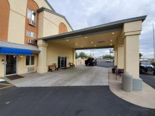 Americas Choice Inn & Suites - Gila Bend - 4
