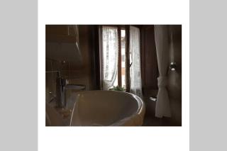 Tugninello Rustic Stone House - 4