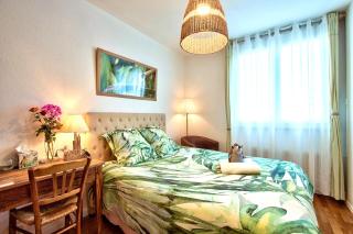 NATURALBNB - Chambres d'hôtes bios, éthiques - Au calme, confort dans résidence fermée - PARKING GRATUIT, SECURISE - Garage vélos et motos - OFFERT SUPER PETIT DEJEUNER local et bio sucré salé - Villeurbanne - 4