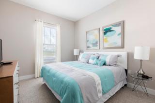 4 BR 4 BA Luxury Villa 5min to Disneyworld 1804ft² free Gym - Orlando - 1