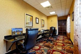 Holiday Inn Express Hotel and Suites - Odessa by IHG - Odessa - 9