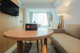 Modern and Spacious Studio Grand Kamala Lagoon Apartment By Travelio - 5