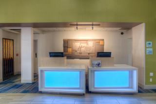 Holiday Inn Express Hotel & Suites Tempe by IHG - Tempe - 3