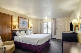 Americas Best Value Inn & Suites Ft Collins E at I-25 - Fort Collins - 3