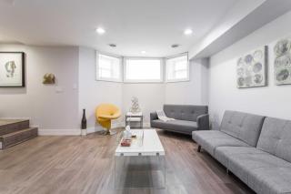 The Double Play - 1 Min Walk to Wrigley! Spacious 2BR - Perfect for Cubs Fans! - Chicago - 6