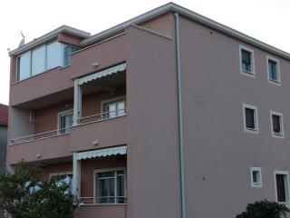 Apartments with parking space Trogir - 18045 - Trogir - 4