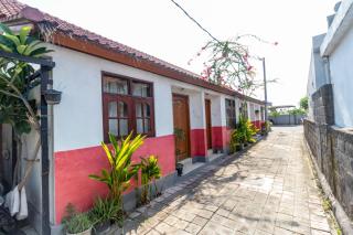 JJ Stay and Surf Batu Bolong - Canggu - 8