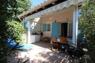 Belle villa 4 -5 couchages 2 chambres terrasse piscine commune parking dans résidence sécurisée 300m de la mer LRMA82 - Portiragnes - 0