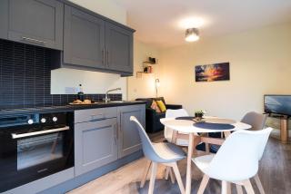 Blue Door Apartments - Newcastle - 4